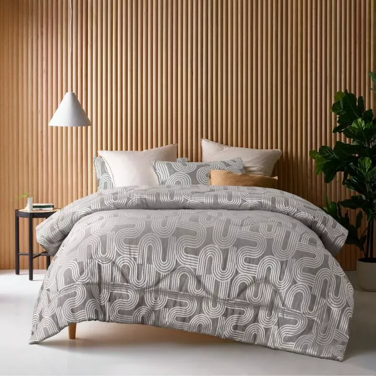 Accessorize Brent 3 Piece Jacquard Comforter Set Multicoloured 3 Accessorize Brent 3 Piece Jacquard Comforter Set Multicoloured